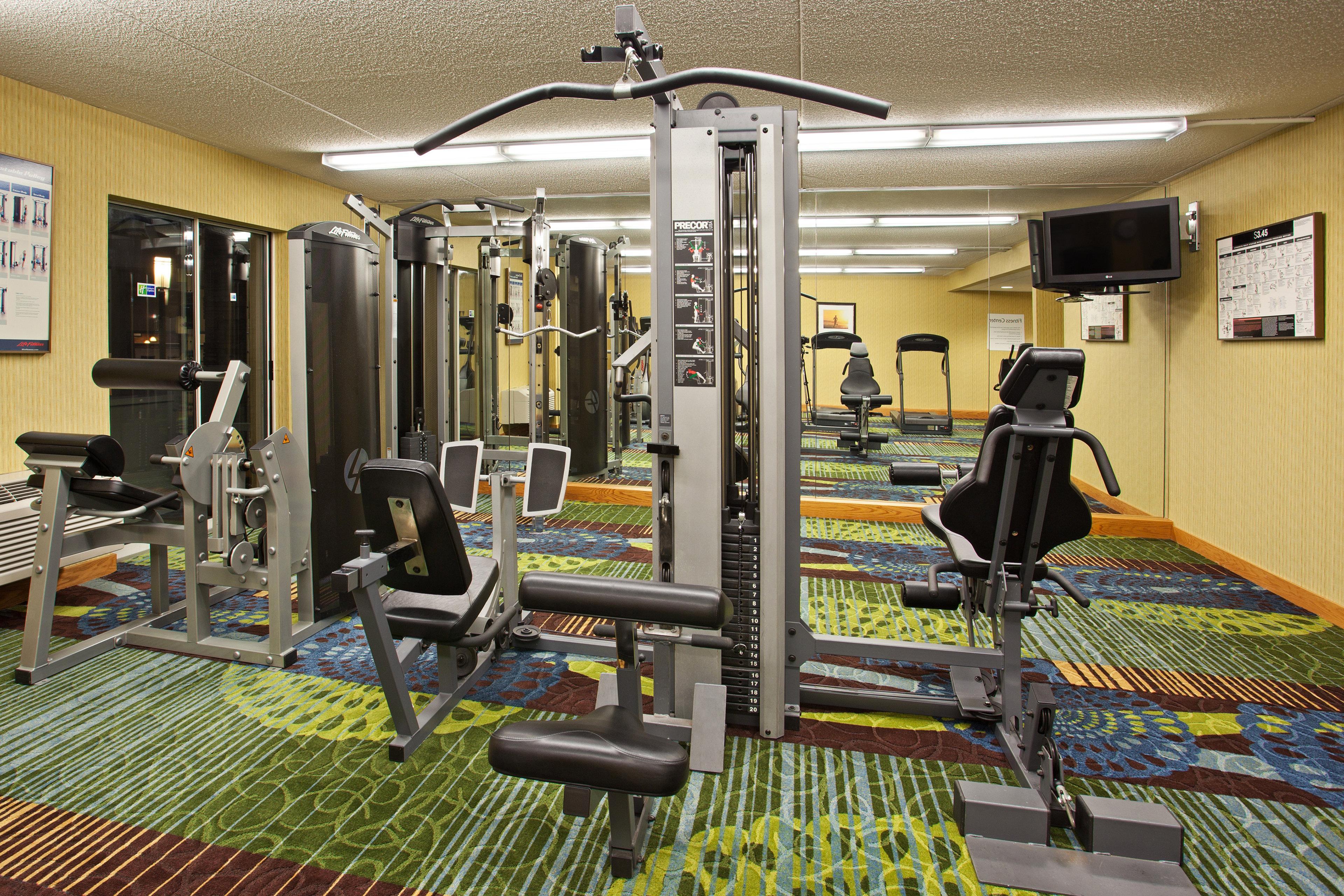 Express & Pittsburgh Airport By Ihg 3*
